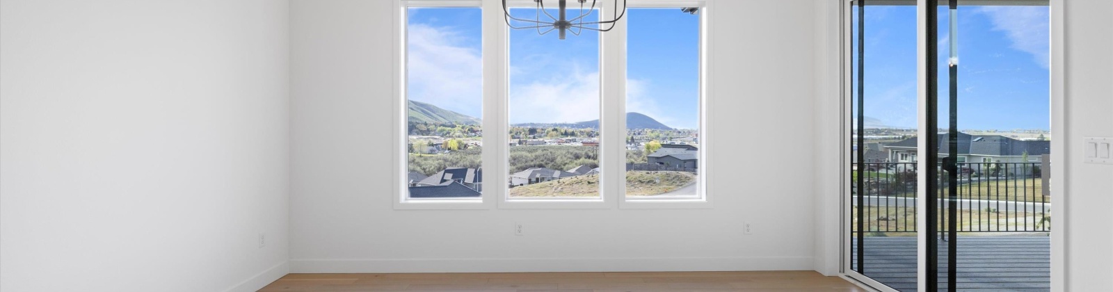 Sagebluff, Richland, Washington 99352, 4 Bedrooms Bedrooms, ,3 BathroomsBathrooms,Site Built-owned Lot,For Sale,Sagebluff,281485