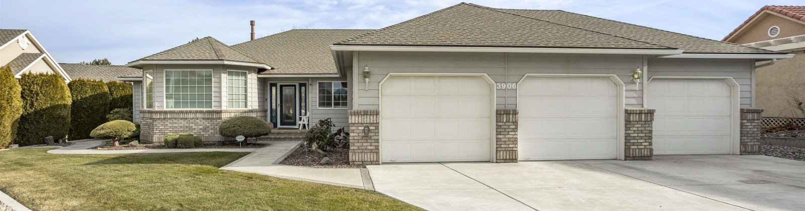 Morain Loop, Kennewick, Washington 99337, 3 Bedrooms Bedrooms, ,2 BathroomsBathrooms,For Sale,Morain Loop,281503