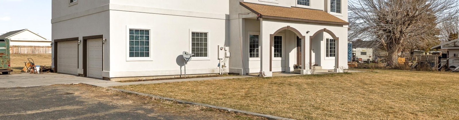Livingston Rd, Pasco, Washington 99301, 4 Bedrooms Bedrooms, ,3 BathroomsBathrooms,Site Built-owned Lot,For Sale,Livingston Rd,281507
