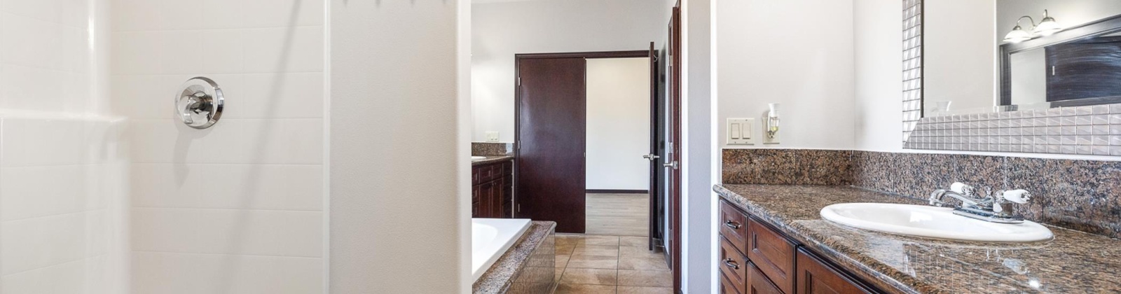 Livingston Rd, Pasco, Washington 99301, 4 Bedrooms Bedrooms, ,3 BathroomsBathrooms,Site Built-owned Lot,For Sale,Livingston Rd,281507