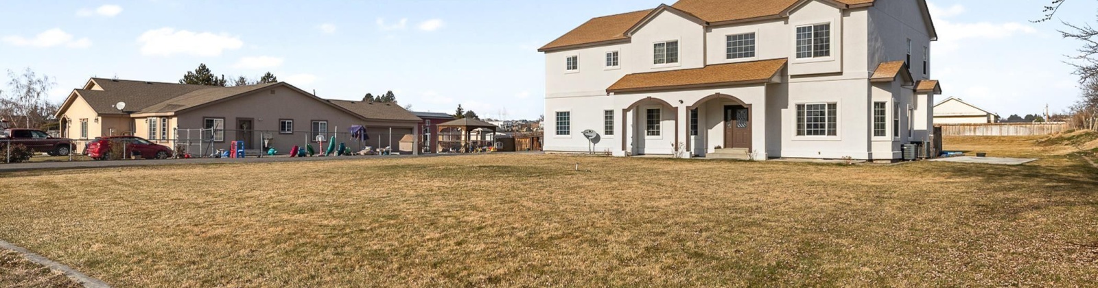 Livingston Rd, Pasco, Washington 99301, 4 Bedrooms Bedrooms, ,3 BathroomsBathrooms,Site Built-owned Lot,For Sale,Livingston Rd,281507