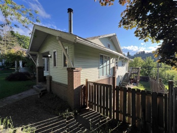 Mill Street, Colfax, Washington 99111, 4 Bedrooms Bedrooms, ,2 BathroomsBathrooms,For Sale,Mill Street,281519