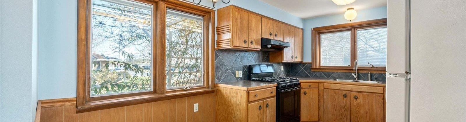 4th Ave, Kennewick, Washington 99336, 6 Bedrooms Bedrooms, ,2 BathroomsBathrooms,Site Built-owned Lot,For Sale,4th Ave,281565