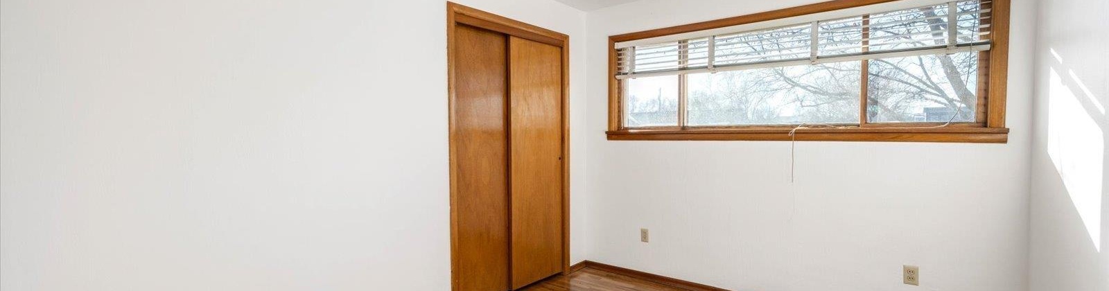 4th Ave, Kennewick, Washington 99336, 6 Bedrooms Bedrooms, ,2 BathroomsBathrooms,Site Built-owned Lot,For Sale,4th Ave,281565