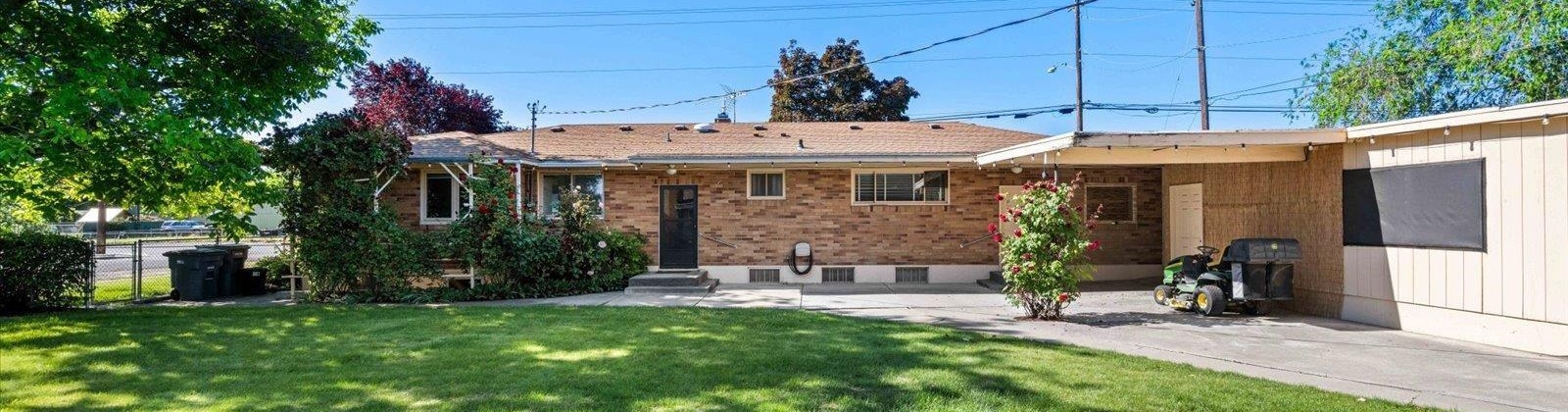 4th Ave, Kennewick, Washington 99336, 6 Bedrooms Bedrooms, ,2 BathroomsBathrooms,Site Built-owned Lot,For Sale,4th Ave,281565