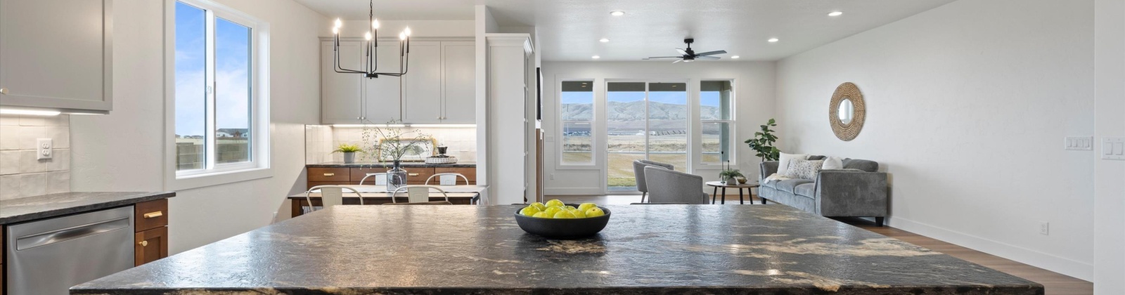 Morningside Parkway, Richland, Washington 99352, 4 Bedrooms Bedrooms, ,2 BathroomsBathrooms,Site Built-owned Lot,For Sale,Morningside Parkway,281576