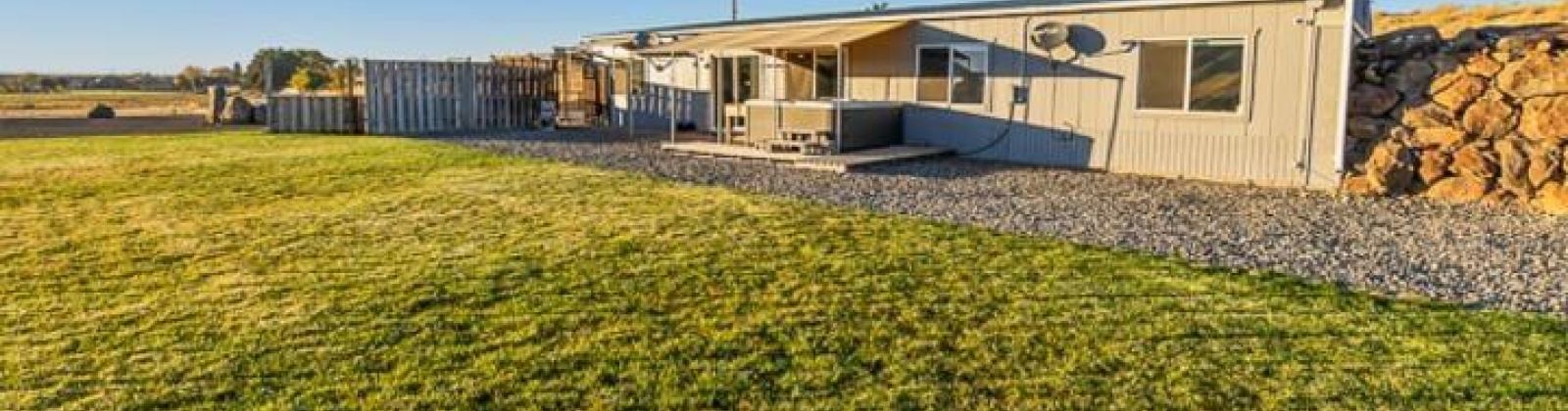 North River Rd, Prosser, Washington 99350, 3 Bedrooms Bedrooms, ,2 BathroomsBathrooms,Site Built-owned Lot,For Sale,North River Rd,281617