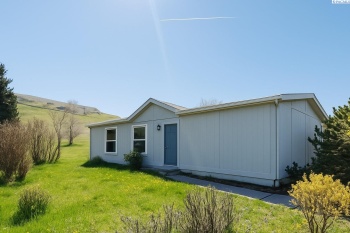 Lancer Lane, Pullman, Washington 99163, 3 Bedrooms Bedrooms, ,2 BathroomsBathrooms,Manufactured Rented Lot,For Sale,Lancer Lane,281624
