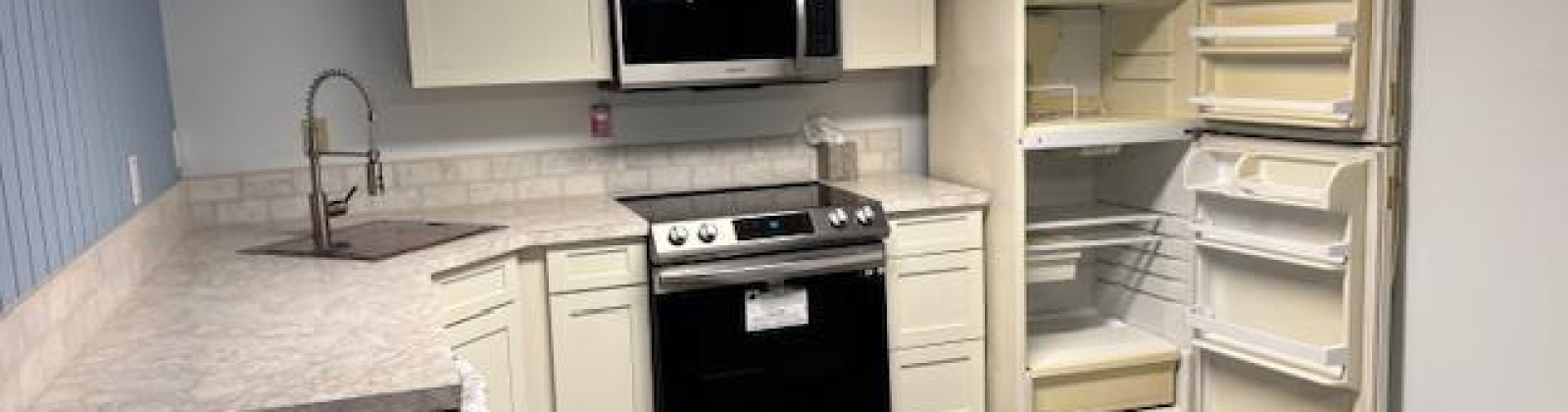 5th St., Grandview, Washington 98930, 3 Bedrooms Bedrooms, ,2 BathroomsBathrooms,Site Built-owned Lot,For Sale,5th St.,283758
