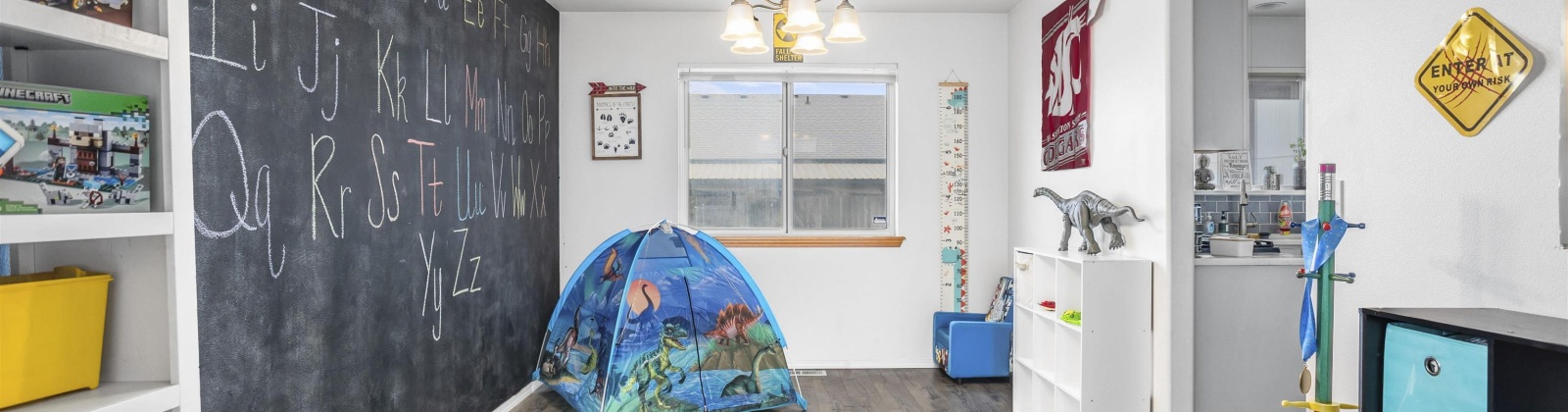 Young Place, Kennewick, Washington 99336, 3 Bedrooms Bedrooms, ,3 BathroomsBathrooms,Site Built-owned Lot,For Sale,Young Place,282872