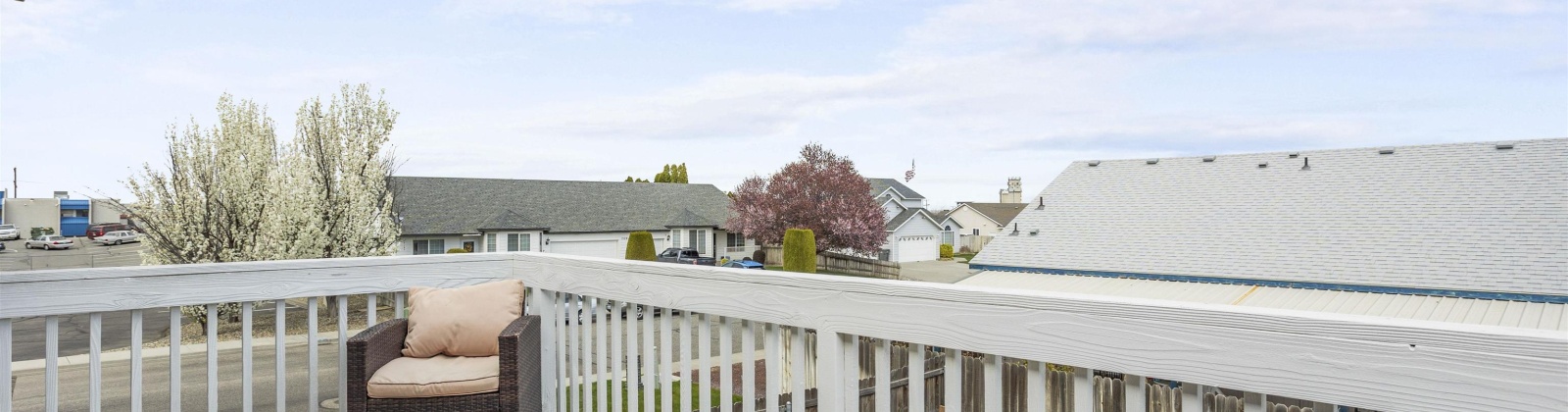 Young Place, Kennewick, Washington 99336, 3 Bedrooms Bedrooms, ,3 BathroomsBathrooms,Site Built-owned Lot,For Sale,Young Place,282872