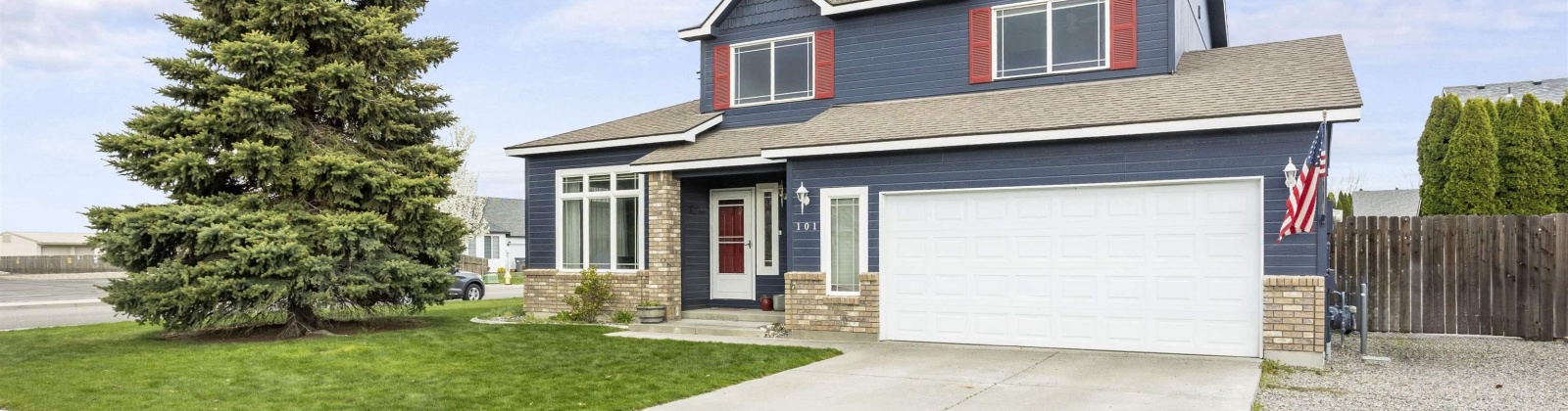 Young Place, Kennewick, Washington 99336, 3 Bedrooms Bedrooms, ,3 BathroomsBathrooms,Site Built-owned Lot,For Sale,Young Place,282872
