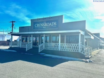 Clearwater, Kennewick, Washington 99336, ,31 BathroomsBathrooms,Retail,For Sale,Clearwater,282107