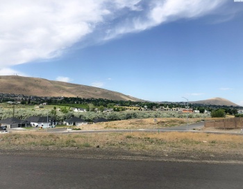 Sagebluff Lane, Richland, Washington 99352, ,Residential,For Sale,Sagebluff Lane,281488
