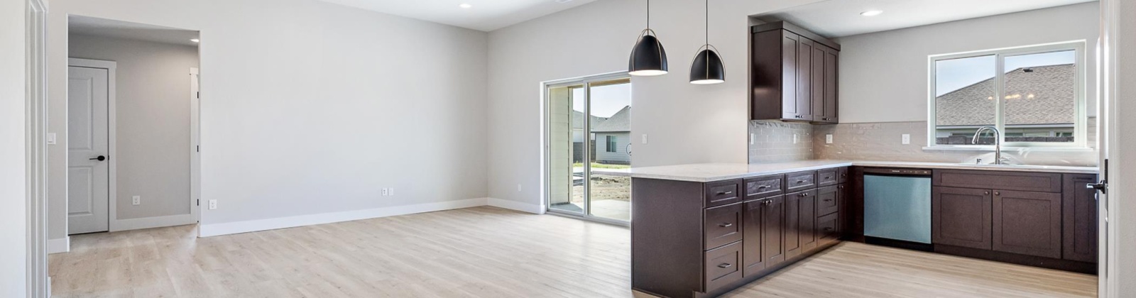 Danube Dr, Pasco, Washington 99301, 4 Bedrooms Bedrooms, ,2 BathroomsBathrooms,Site Built-owned Lot,For Sale,Danube Dr,283760