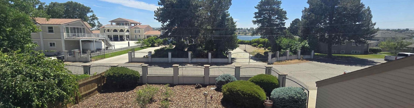 Irving Street, Pasco, Washington 99301, 4 Bedrooms Bedrooms, ,3 BathroomsBathrooms,Site Built-owned Lot,For Sale,Irving Street,283762
