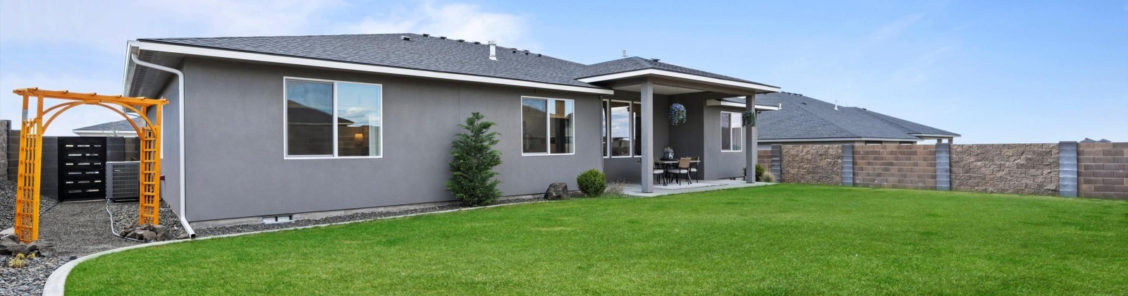 Reed St, Kennewick, Washington 99337, 3 Bedrooms Bedrooms, ,2 BathroomsBathrooms,For Sale,Reed St,282906