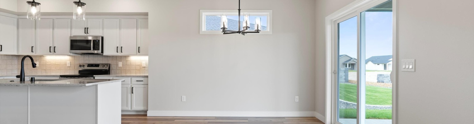 Tarragon Avenue, Richland, Washington 99352, 3 Bedrooms Bedrooms, ,2 BathroomsBathrooms,Site Built-owned Lot,For Sale,Tarragon Avenue,283769