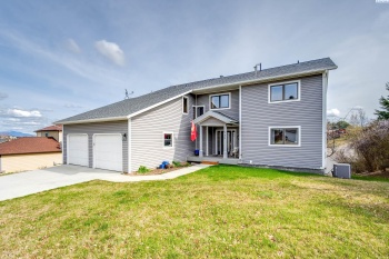Staley Dr, Pullman, Washington 99163, 6 Bedrooms Bedrooms, ,4 BathroomsBathrooms,Site Built-owned Lot,For Sale,Staley Dr,282912
