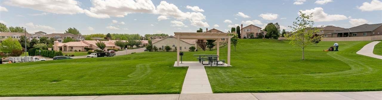Skagit Ave, Kennewick, Washington 99336, 4 Bedrooms Bedrooms, ,3 BathroomsBathrooms,Site Built-owned Lot,For Rent,Skagit Ave,282907