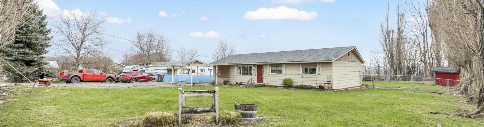 Independence Road, Sunnyside, Washington 98944, 3 Bedrooms Bedrooms, ,1 BathroomBathrooms,Site Built-owned Lot,For Sale,Independence Road,282921