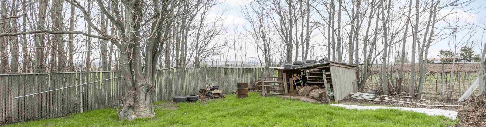 Independence Road, Sunnyside, Washington 98944, 3 Bedrooms Bedrooms, ,1 BathroomBathrooms,Site Built-owned Lot,For Sale,Independence Road,282921