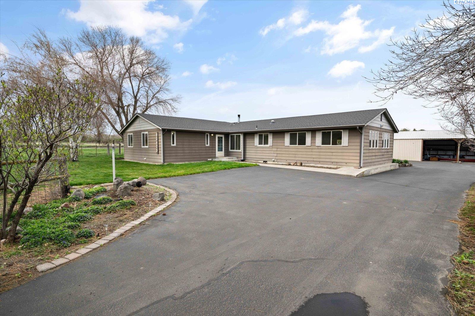 Hess Road, Prosser, Washington 99350, 3 Bedrooms Bedrooms, 0 ,2 BathroomsBathrooms,Houses,For Sale,Hess Road,0,282914