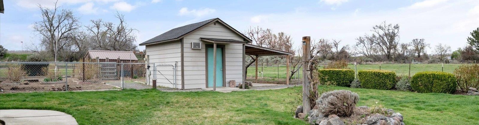 Hess Road, Prosser, Washington 99350, 3 Bedrooms Bedrooms, 0 ,2 BathroomsBathrooms,Houses,For Sale,Hess Road,0,282914