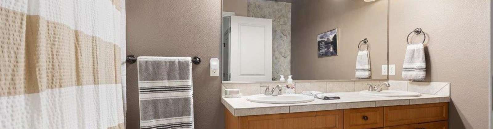 6th Ave, Kennewick, Washington 99336-8594, 3 Bedrooms Bedrooms, ,3 BathroomsBathrooms,Site Built-owned Lot,For Sale,6th Ave,283798