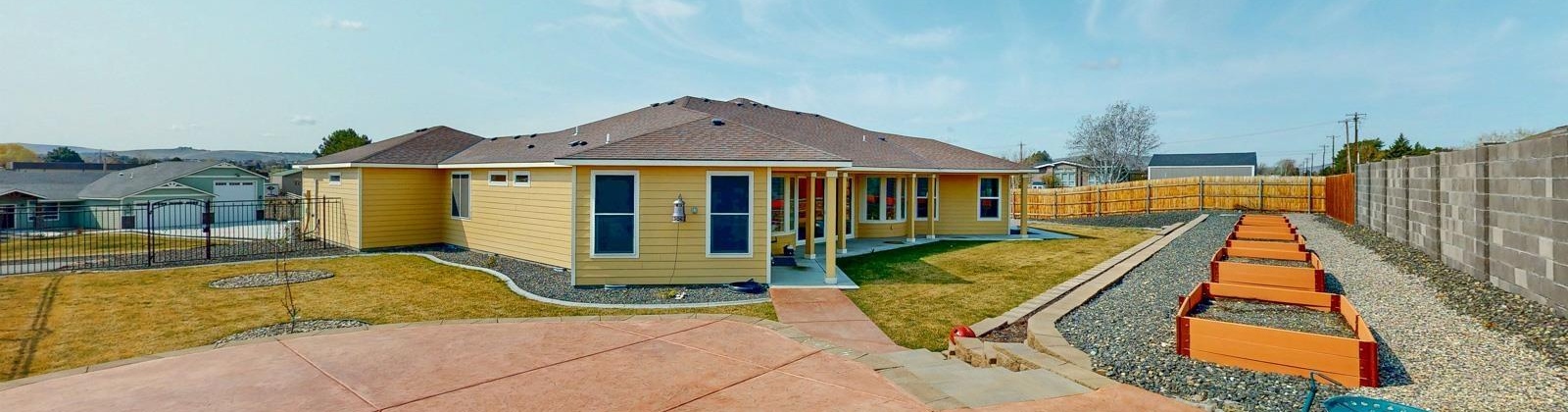 Nelson Court, Pasco, Washington 99301, 3 Bedrooms Bedrooms, ,3 BathroomsBathrooms,Site Built-owned Lot,For Sale,Nelson Court,282932