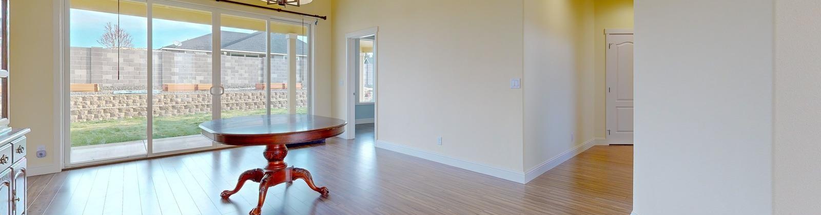 Nelson Court, Pasco, Washington 99301, 3 Bedrooms Bedrooms, ,3 BathroomsBathrooms,Site Built-owned Lot,For Sale,Nelson Court,282932