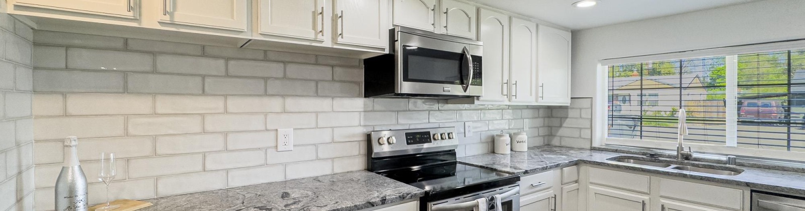 3rd Ave, Kennewick, Washington 99336, 4 Bedrooms Bedrooms, ,3 BathroomsBathrooms,For Sale,3rd Ave,283808