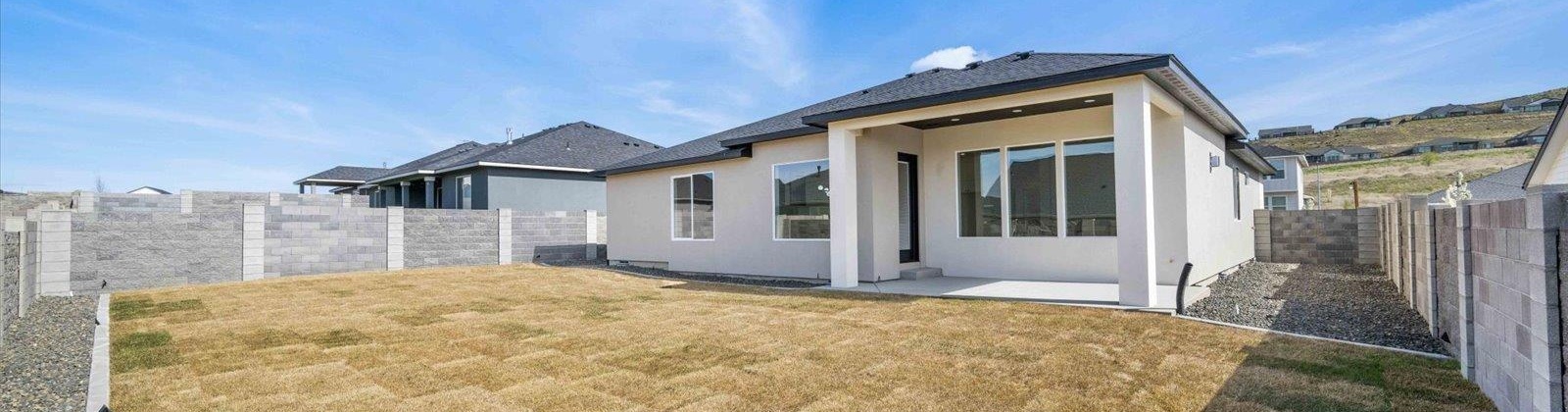Maggio Loop, Richland, Washington 99352, 4 Bedrooms Bedrooms, ,3 BathroomsBathrooms,Site Built-owned Lot,For Sale,Maggio Loop,282961