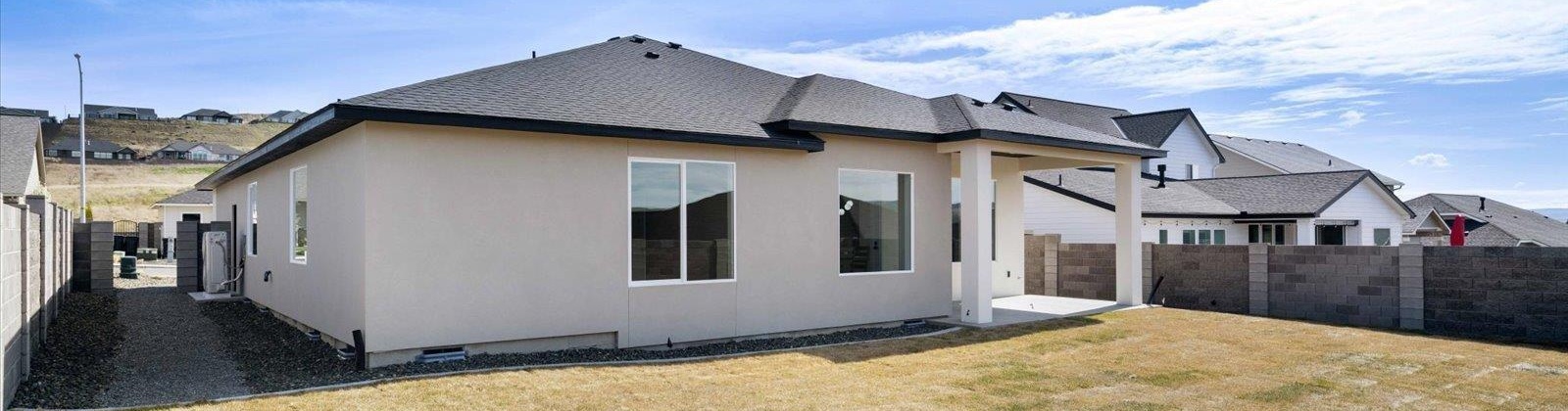 Maggio Loop, Richland, Washington 99352, 4 Bedrooms Bedrooms, ,3 BathroomsBathrooms,Site Built-owned Lot,For Sale,Maggio Loop,282961