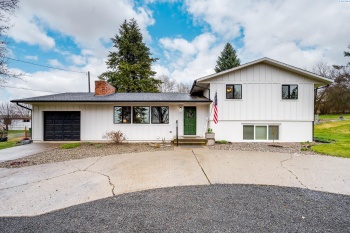 Summit Ave., Rosalia, Washington 99170-9571, 4 Bedrooms Bedrooms, ,3 BathroomsBathrooms,For Sale,Summit Ave.,282952
