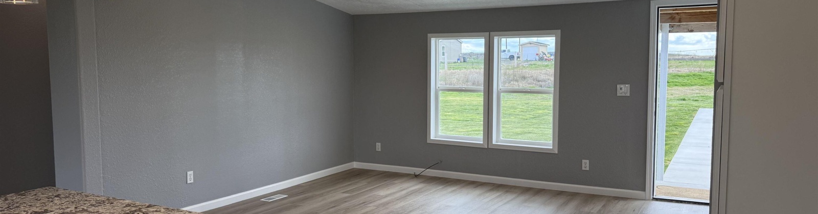 Missimer Rd, Prosser, Washington 99350, 3 Bedrooms Bedrooms, ,2 BathroomsBathrooms,Manufactured-owned Lot,For Sale,Missimer Rd,282962