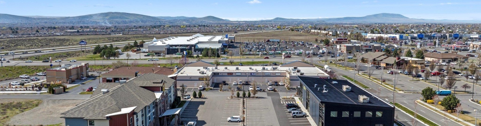 Rodeo Drive Suite 101, Pasco, Washington 99301, ,31 BathroomsBathrooms,Retail,For Sale,Rodeo Drive Suite 101,282779
