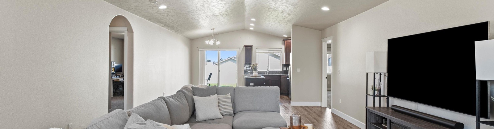 Ramus Lane, Pasco, Washington 99301, 3 Bedrooms Bedrooms, ,2 BathroomsBathrooms,Site Built-owned Lot,For Sale,Ramus Lane,283824