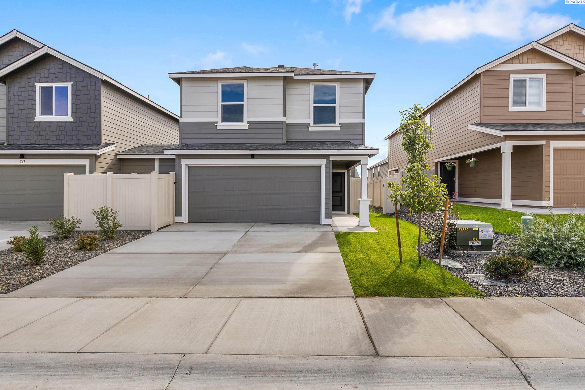 Zeelar Street, Kennewick, Washington 99336, 4 Bedrooms Bedrooms, 0 ,3 BathroomsBathrooms,Houses,For Sale,Zeelar Street,0,282987