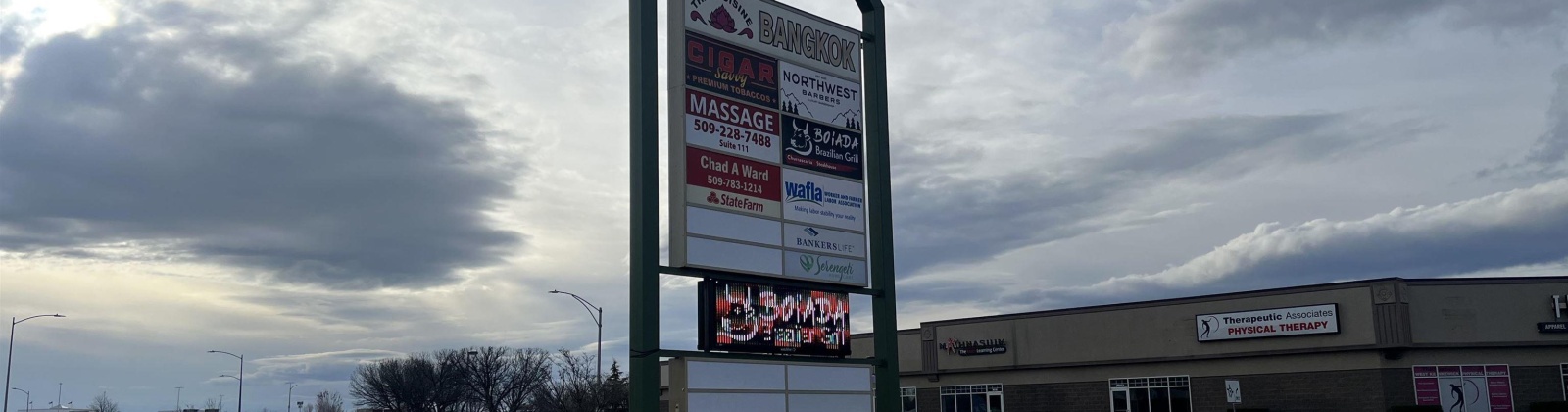 Gage Blvd, Kennewick, Washington 99336, ,31 BathroomsBathrooms,Retail,For Sale,Gage Blvd,282857