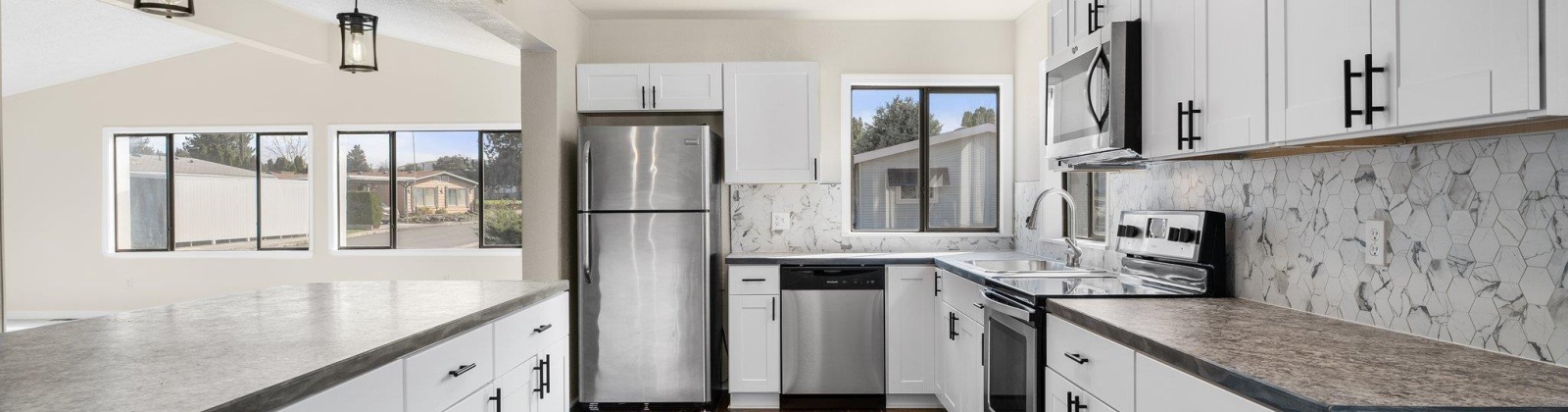 19th Ave. #14, Kennewick, Washington 99338, 3 Bedrooms Bedrooms, ,2 BathroomsBathrooms,Manufactured Rented Lot,For Sale,19th Ave. #14,283017
