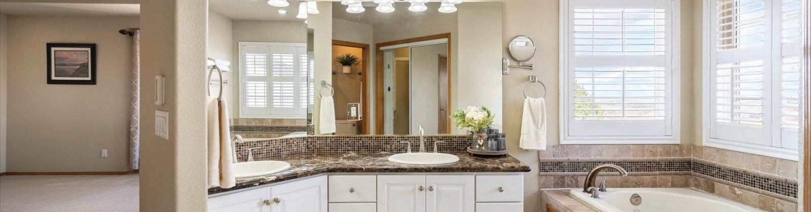Rockwood Drive, Richland, Washington 99352, 5 Bedrooms Bedrooms, ,3 BathroomsBathrooms,For Sale,Rockwood Drive,283032