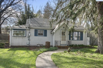 Main Street, Albion, Washington 99102, 2 Bedrooms Bedrooms, ,2 BathroomsBathrooms,Site Built-owned Lot,For Sale,Main Street,283072