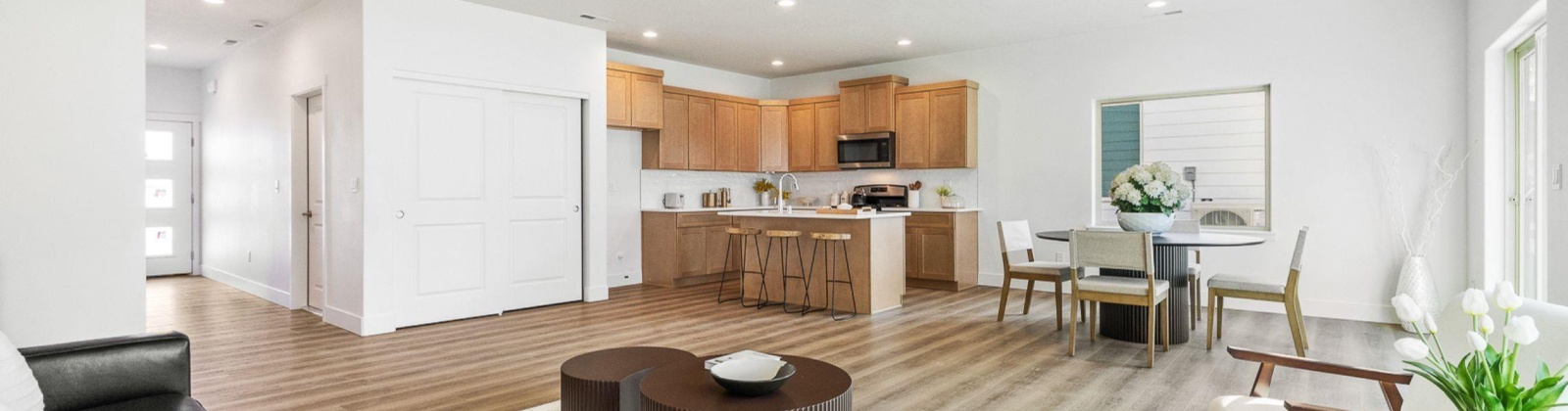Grapevine Ct, West Richland, Washington 99353, 4 Bedrooms Bedrooms, ,3 BathroomsBathrooms,Town House,For Sale,Grapevine Ct,283062