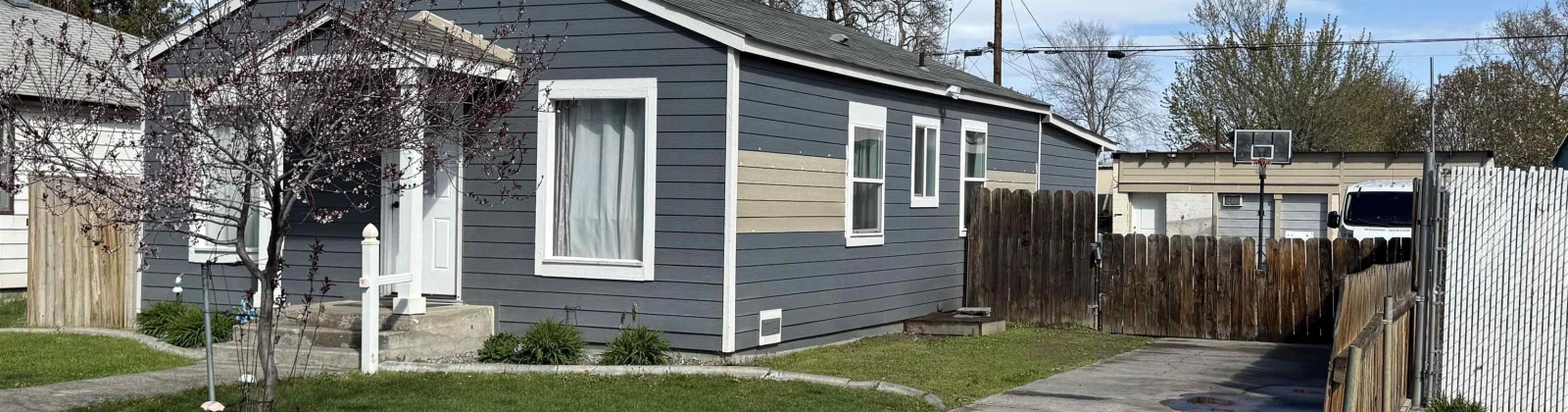 5th Ave, Kennewick, Washington 99336, 2 Bedrooms Bedrooms, ,2 BathroomsBathrooms,For Sale,5th Ave,283060