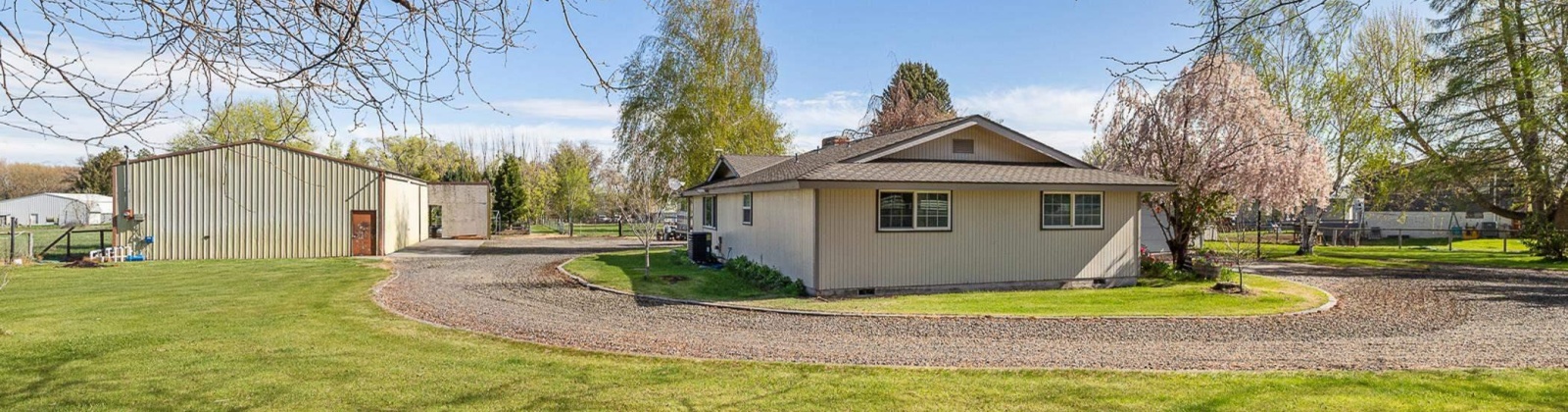 45th Avenue, Kennewick, Washington 99337, 3 Bedrooms Bedrooms, 0 ,3 BathroomsBathrooms,Houses,For Sale,45th Avenue,0,283124
