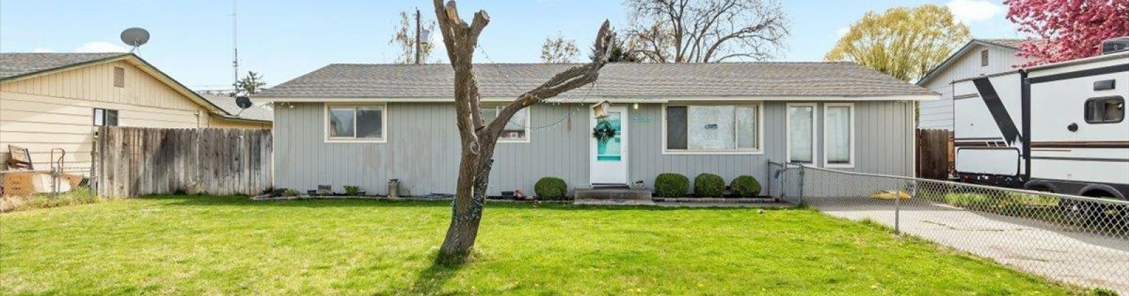 Bonnie Ave, Kennewick, Washington 99336, 3 Bedrooms Bedrooms, ,2 BathroomsBathrooms,Site Built-owned Lot,For Sale,Bonnie Ave,283151