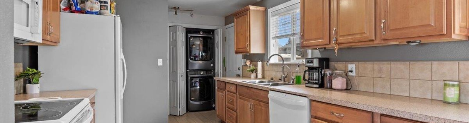 Bonnie Ave, Kennewick, Washington 99336, 3 Bedrooms Bedrooms, ,2 BathroomsBathrooms,Site Built-owned Lot,For Sale,Bonnie Ave,283151