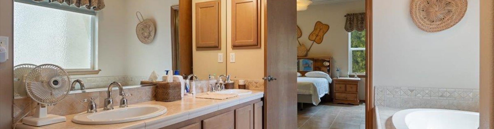 Chardonnay Dr, Richland, Washington 99352, 4 Bedrooms Bedrooms, ,2 BathroomsBathrooms,Site Built-owned Lot,For Sale,Chardonnay Dr,283184