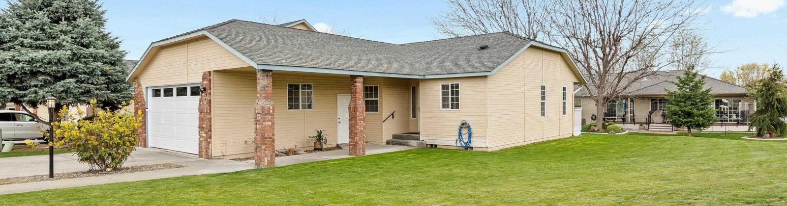 Tamarron Ln, Pasco, Washington 99301, 3 Bedrooms Bedrooms, ,2 BathroomsBathrooms,Site Built-owned Lot,For Sale,Tamarron Ln,283168